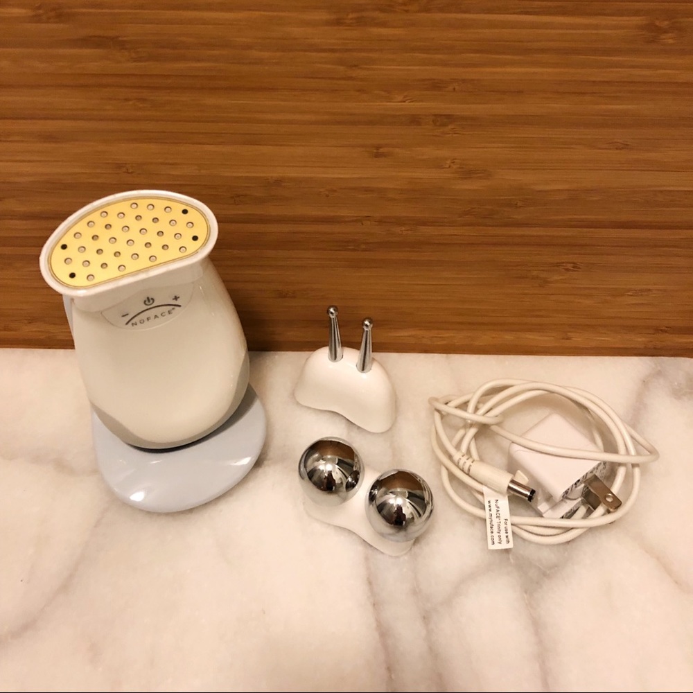 NuFace Trinity w/ELE & Wrinkle Reducer attachments